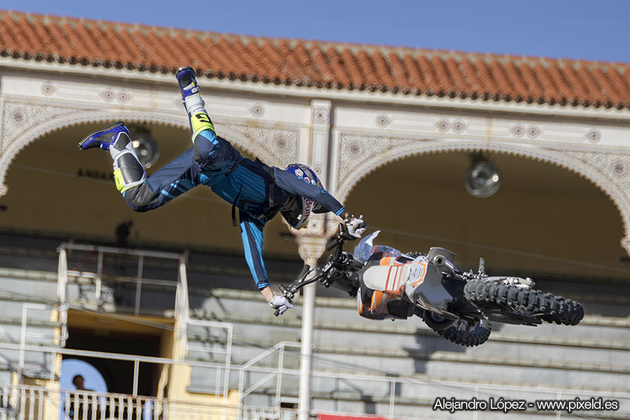 Red Bull X-Fighters 12