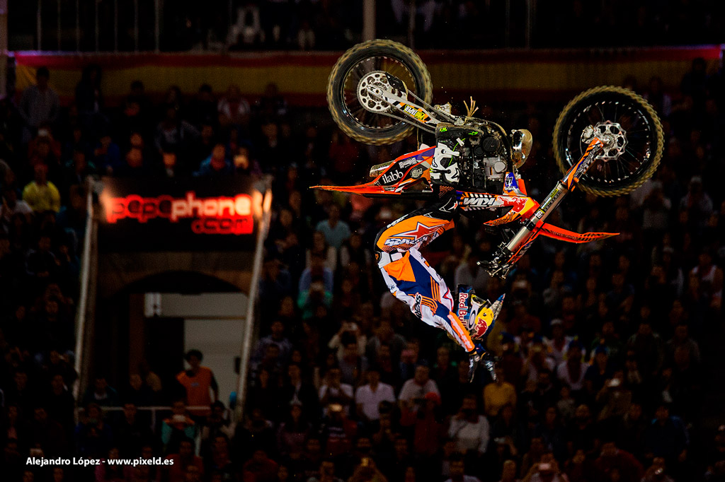 Red Bull X-Fighters 11